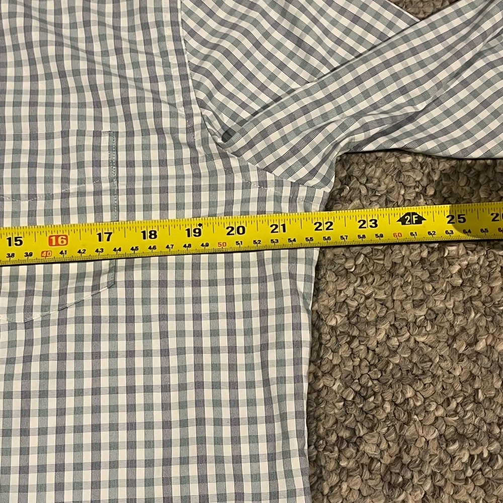 Untuckit Performance Green Blue Button Down Large - image 6